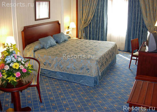 Tryp Leganes 4